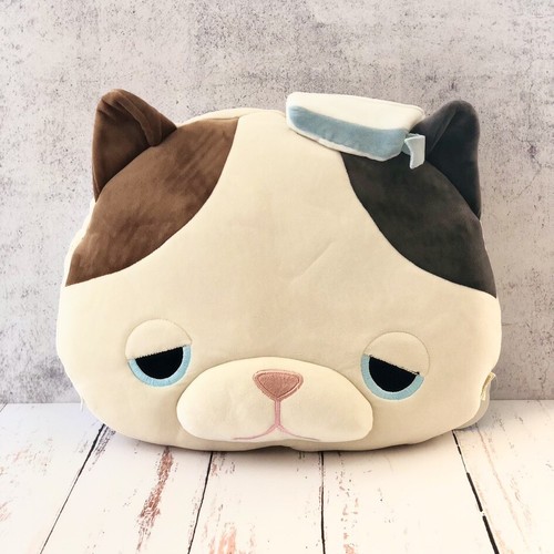 LIV HEART Calico Cat Cushion 