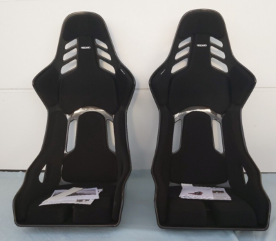 FaB Edge of Their Seats CF 3枚　プロモ RECARO PODIUM CF SEATS, M PAD KIT, BRAND NEW. 078.01.1B21 + 078.01
