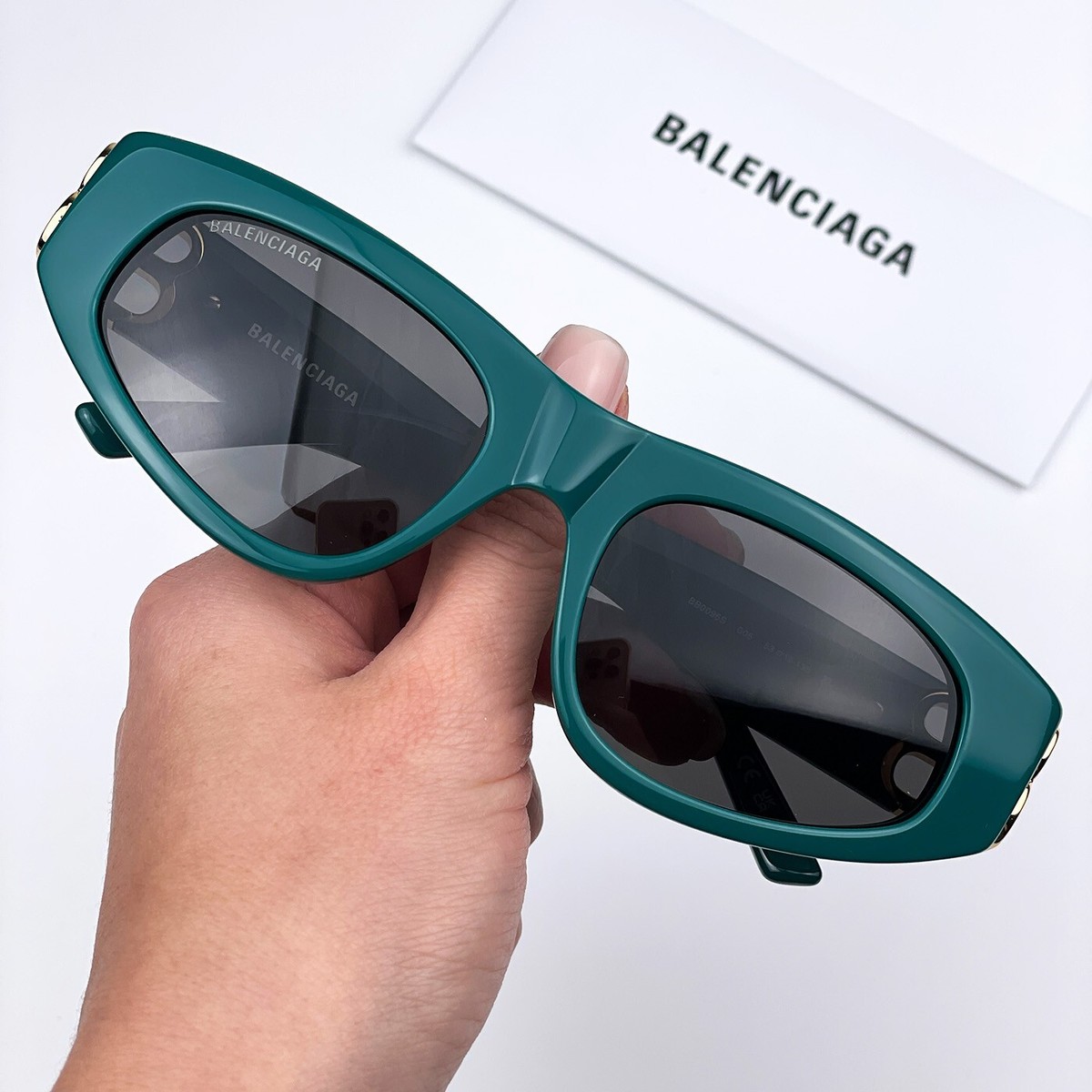 Balenciaga Dark Green BB Logo Cat-Eye Sunglasses with Silver Hardware Balenciaga BB0287S Sunglasses | Select Eyewear main image 2