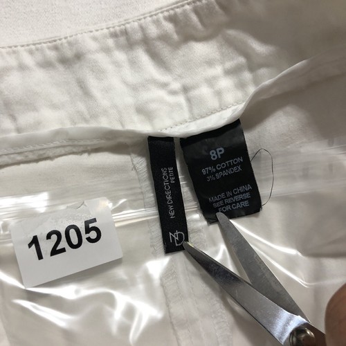 New Directions Size 8P Women's White Stretch Fabric Capri's - Picture 3 of 7