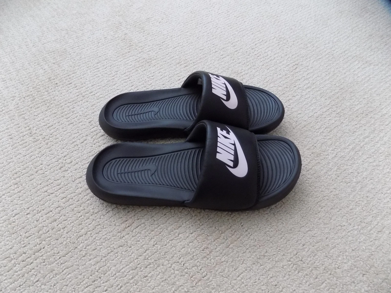 SANDALO INFRADITO DONNA TAGLIA 9 NIKE SLIDE SPIAGGIA CASUAL VICTORI NERO PINK CN9677