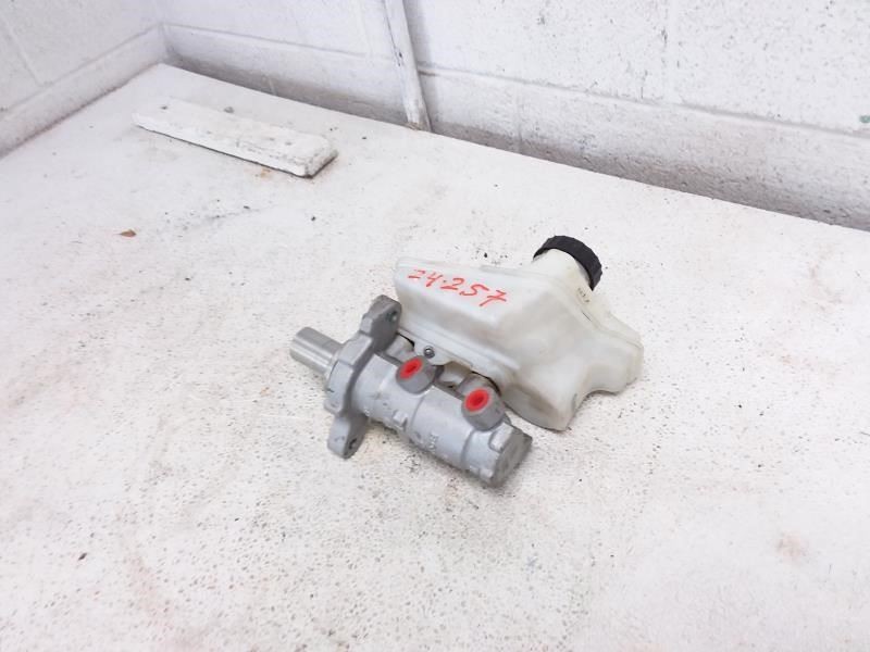 Maserati Ghibli 2020 Brake master cylinder