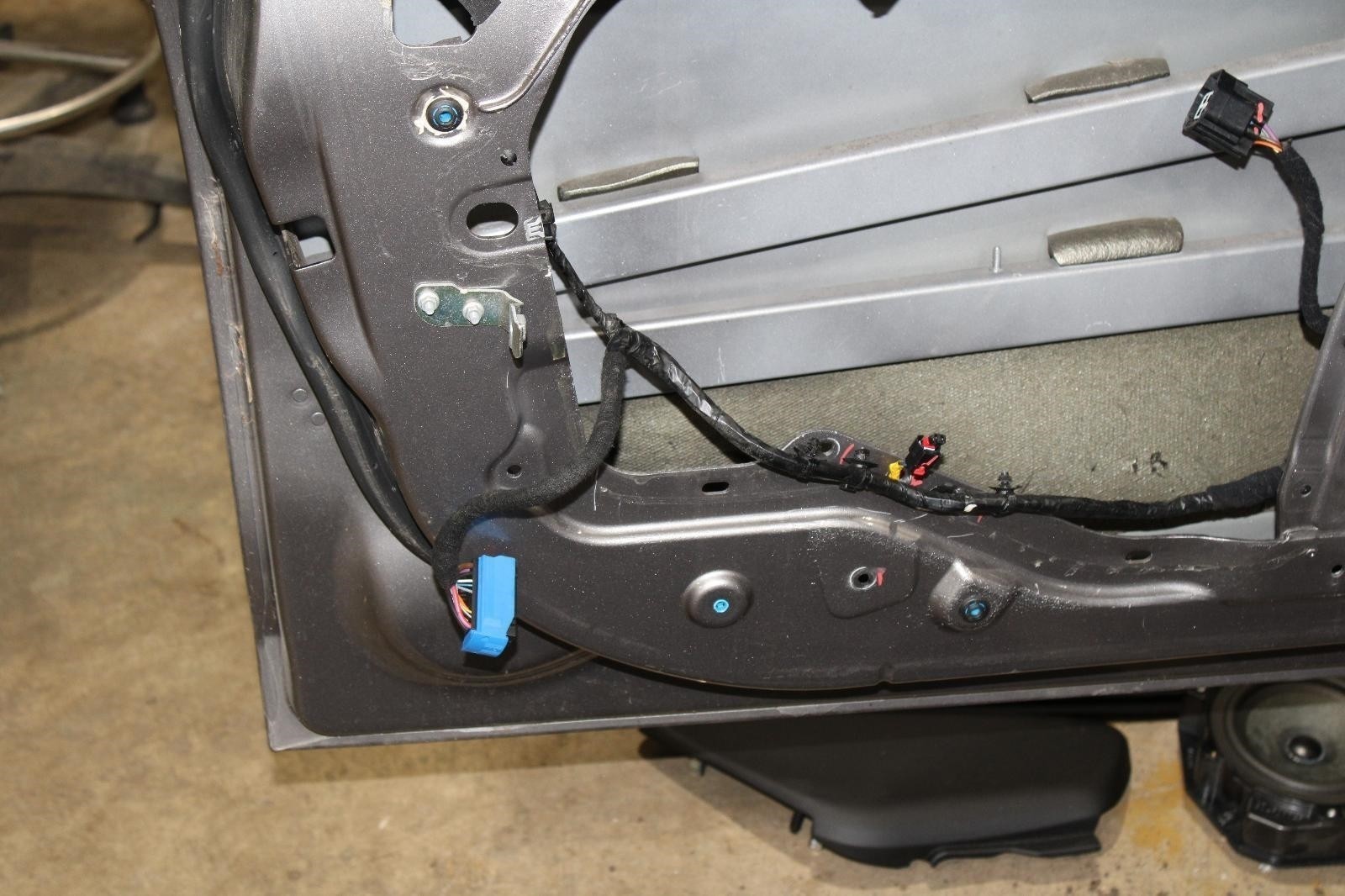 Maserati Ghibli 2014-2020 Front Left Door shell Gray