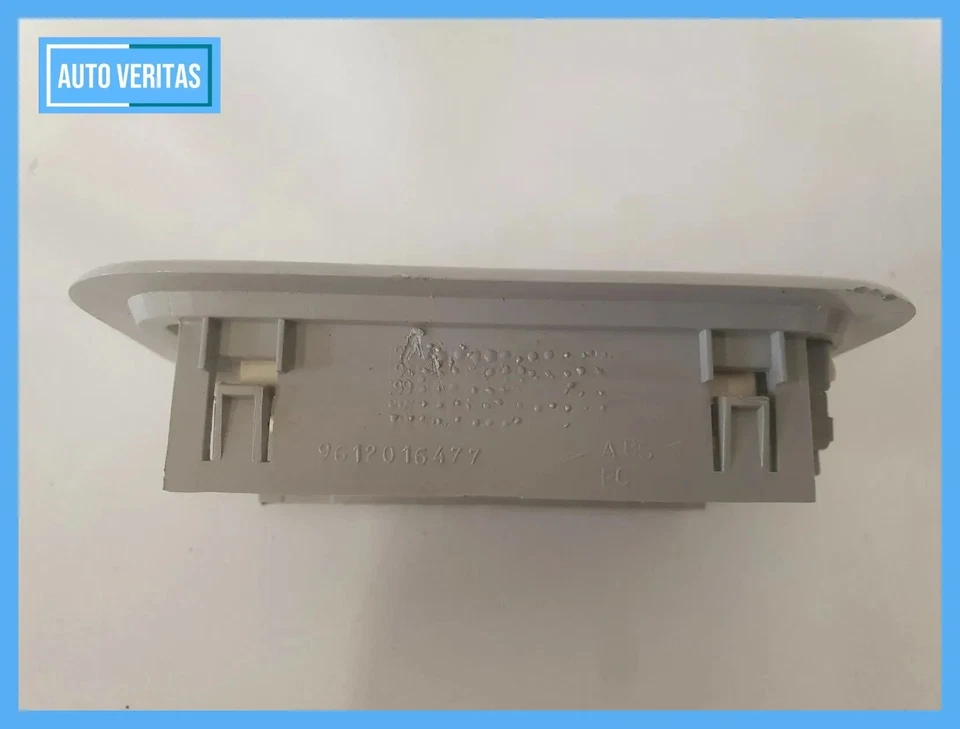 Original CITROEN XSARA PICASSO (C) Interior lamp 9612016477 - Image 3 of 3