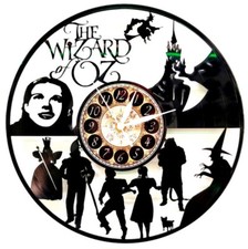 THE WIZARD OF OZ  Vinyl Record Clock  Wall Art Christmas Gift  FREE SHIPPING