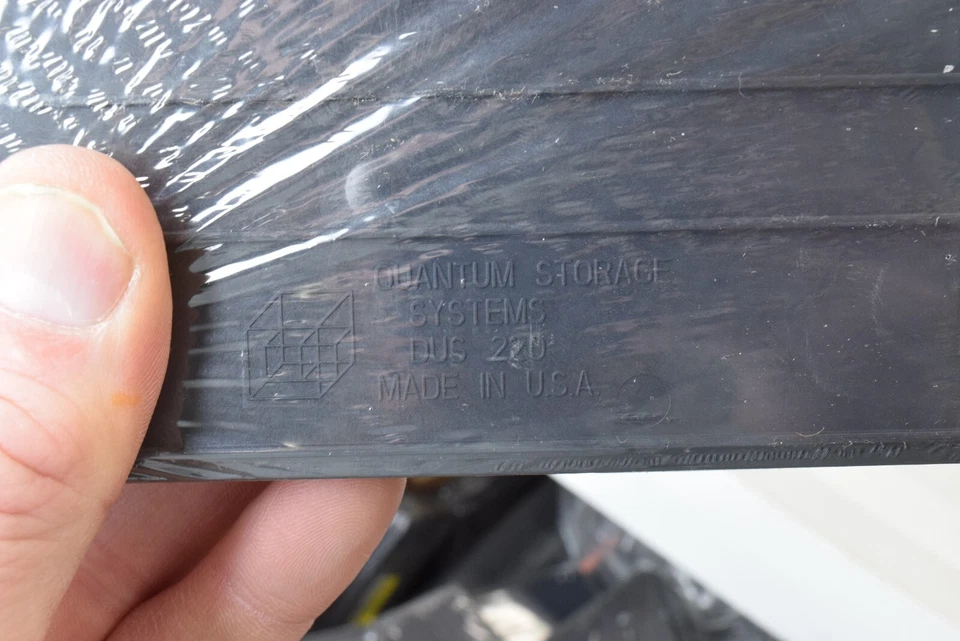 6pk Quantum Storage Systems DUS220 Divider for QUS220 Ultra Stack and Hang Bin - Image 3 of 3