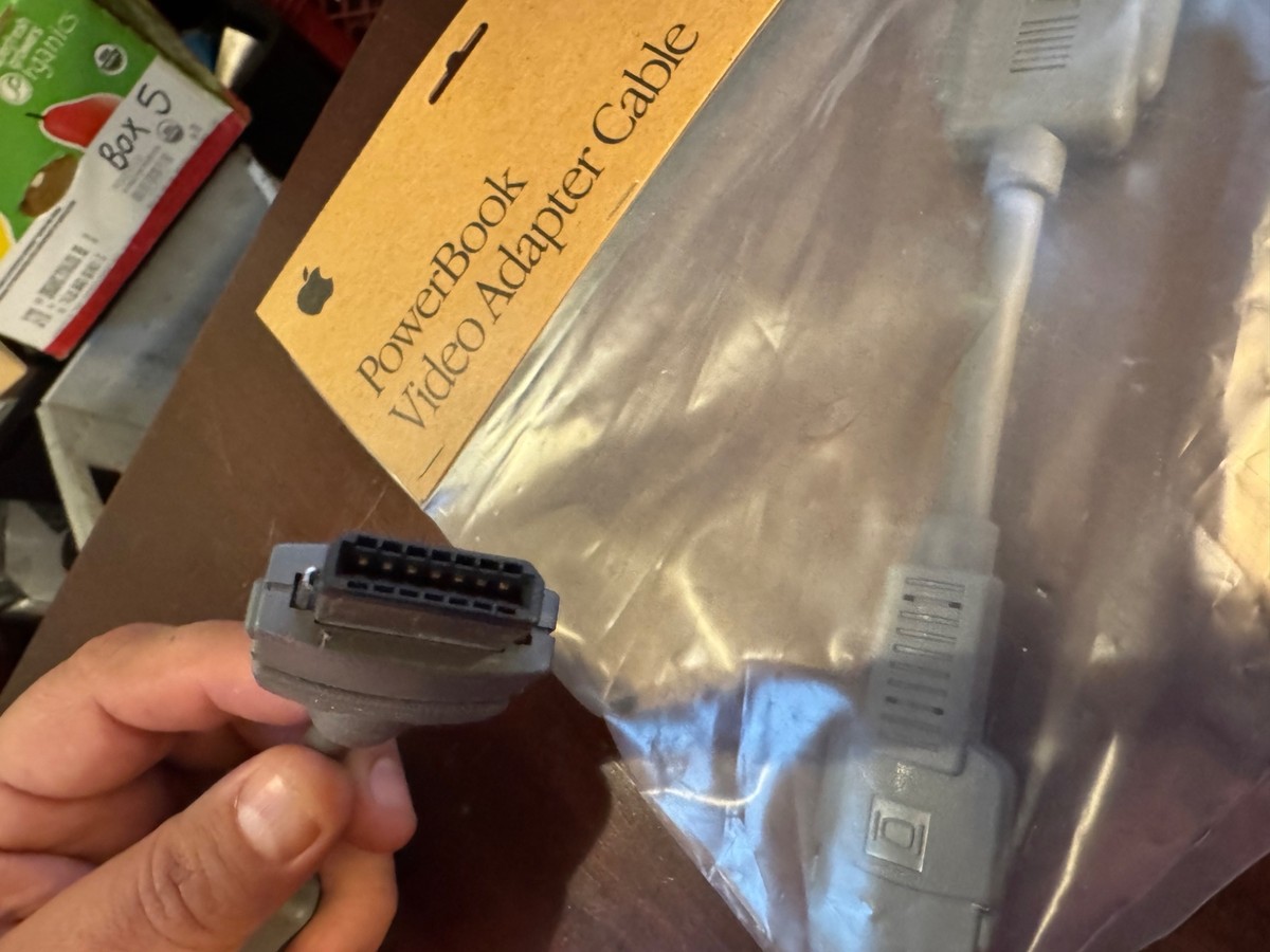 NEW Vintage Apple Macintosh PowerBook Video Adapter Cable for