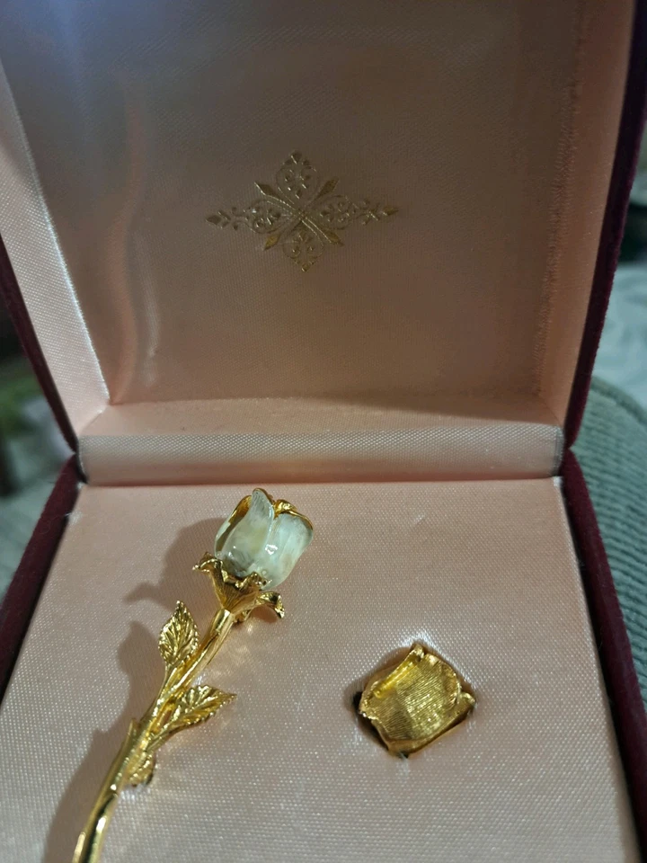 PIN ROSA TONO DORADO BAILARÍN II CON TAPA INTERCAMBIABLE EN CAJA ORIGINAL!  Foto 4 de 4