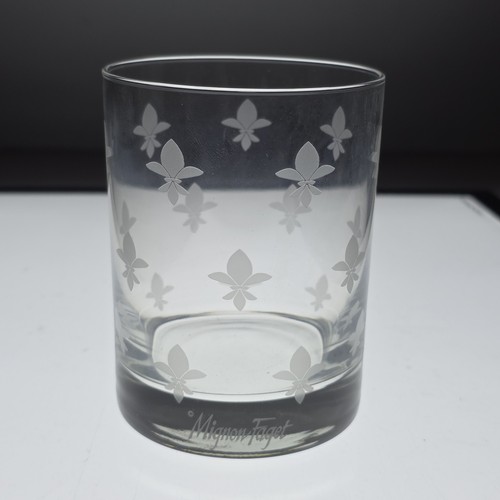 Mignon Faget New Orleans Fleur de Lis altmodische Gläser signiert 4er Set gebraucht, in einwandfreiem Zustand