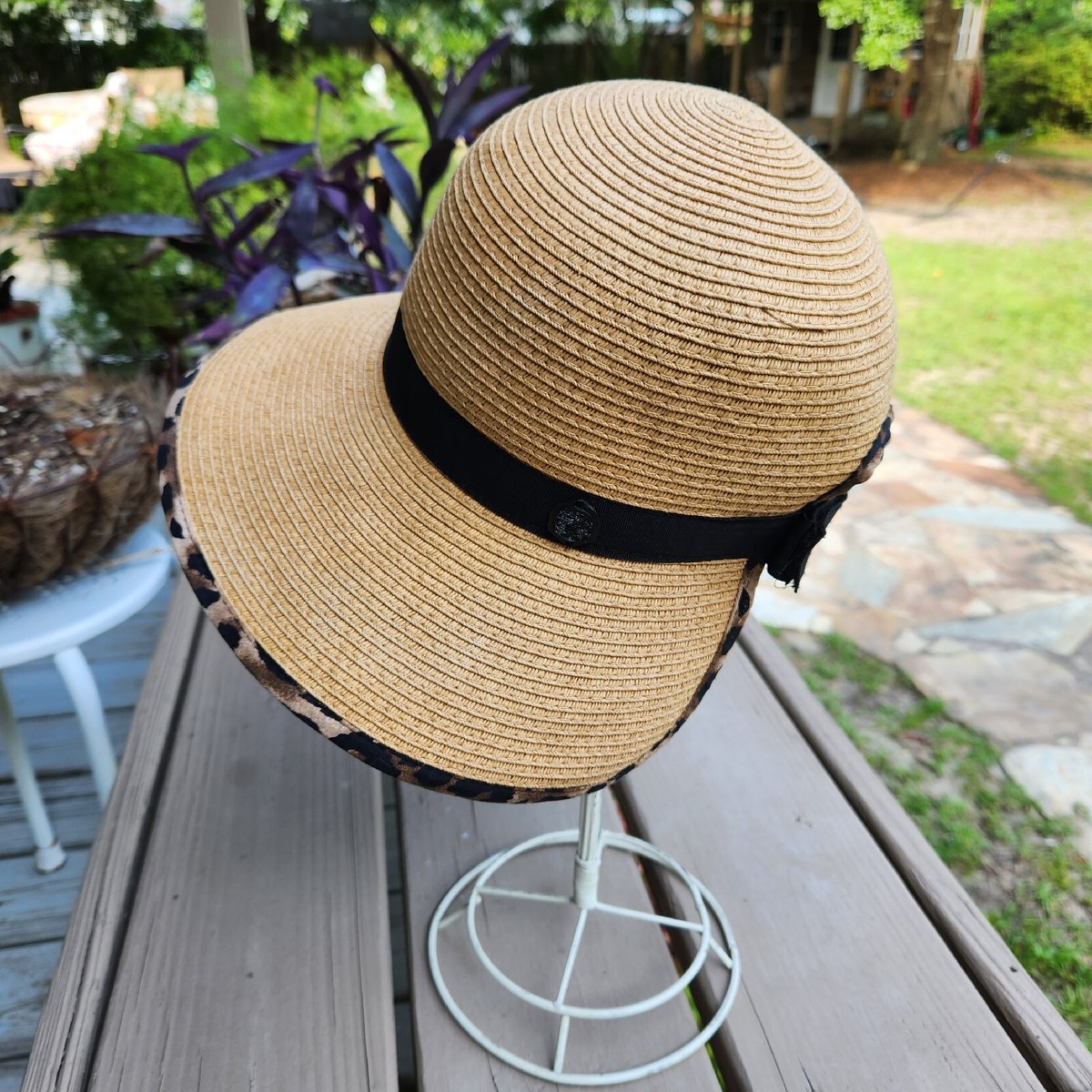 0122 Vince Camuto Tan Hat with Black Ribbon Vince Camuto Hats for Women - Vestiaire Collective main image 3