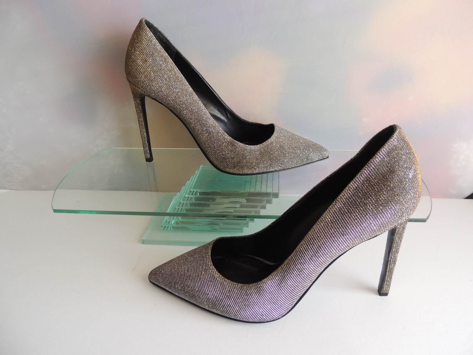 Yves Saint Laurent pompa punta glittery lamé oro taglia 40 US $ 795