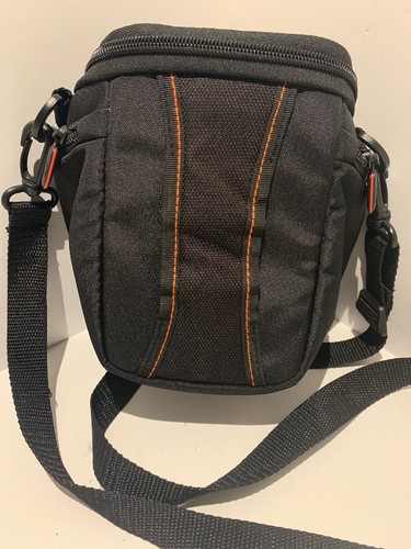 Case Logic camera bag. NEW w tags. Black with orange interior. (DCB-304) 4 zips. - Picture 2 of 3