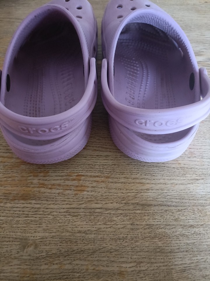 ⭐ Lovely Girls CROCS, Size 2, Lilac, Excellent eBay