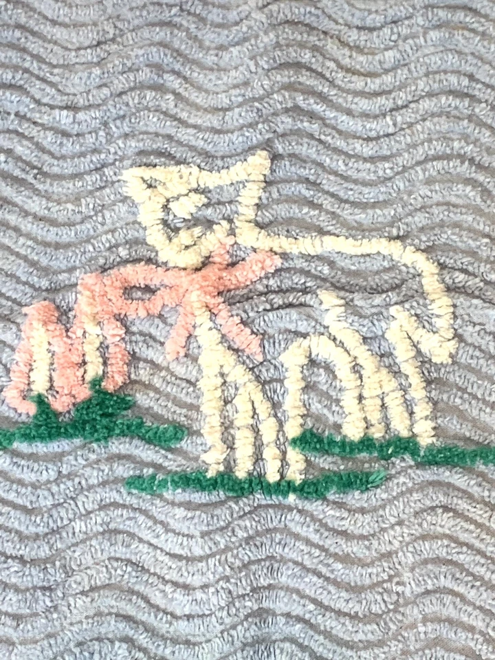 Cobertor de colcha vintage anos 50 chenille bebê cordeiro estado excelente 23x15 - Imagem 2 de 4