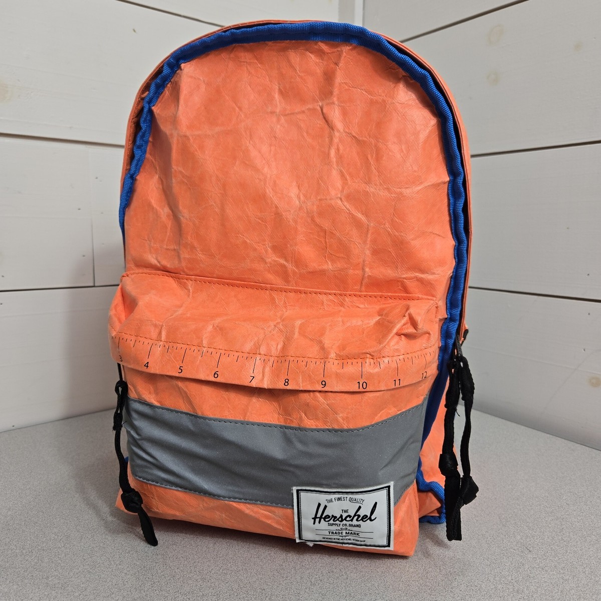 Herschel Supply Company Orange Signature Classic School  display picture 2