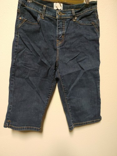 Levi's ***SIZE 8*** 512 Perfectly Slimming Denim Bermuda Shorts Jeans *CC21 - Imagen 3 de 6