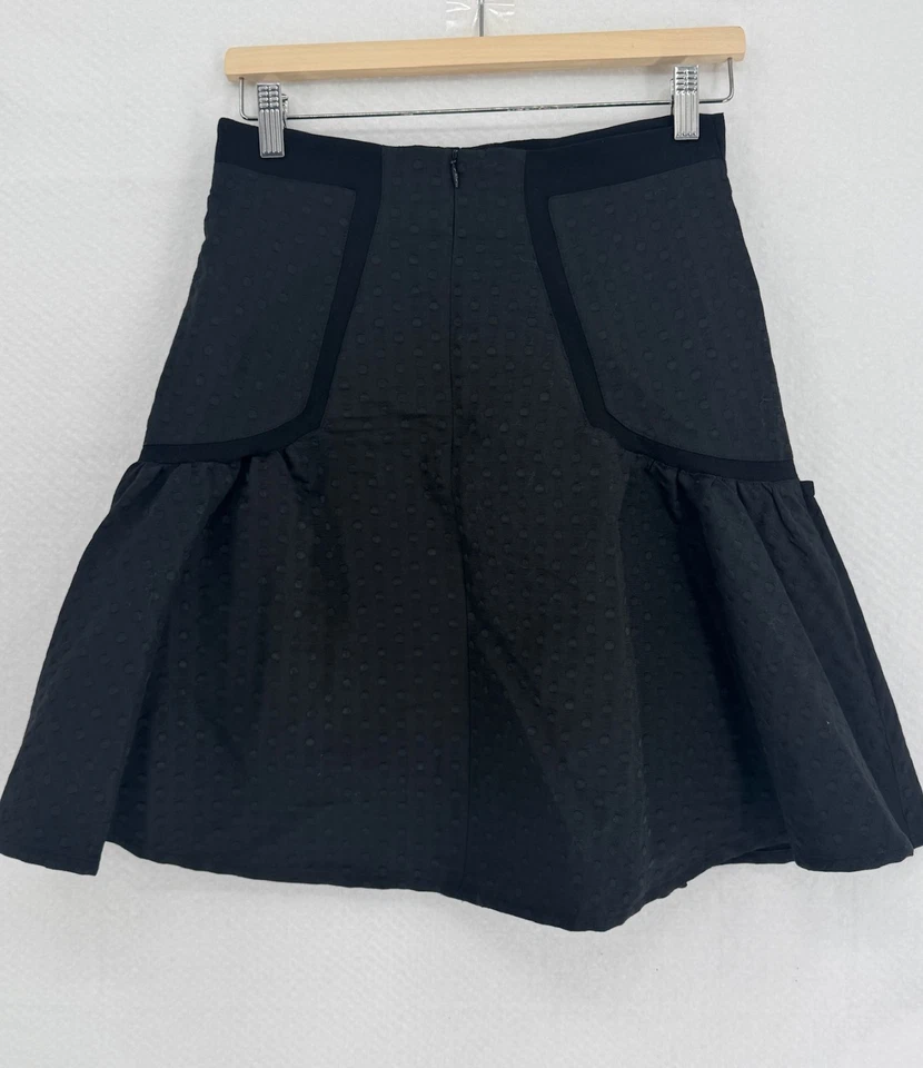 Falda corta Diane von Furstenberg negra lunares línea A talla 6 Foto 2 de 3