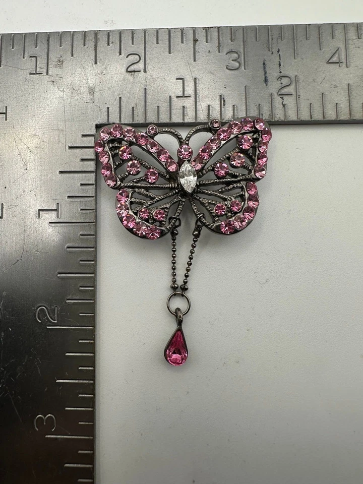 Colgante mariposa diamantes de imitación rosa Foto 4 de 4