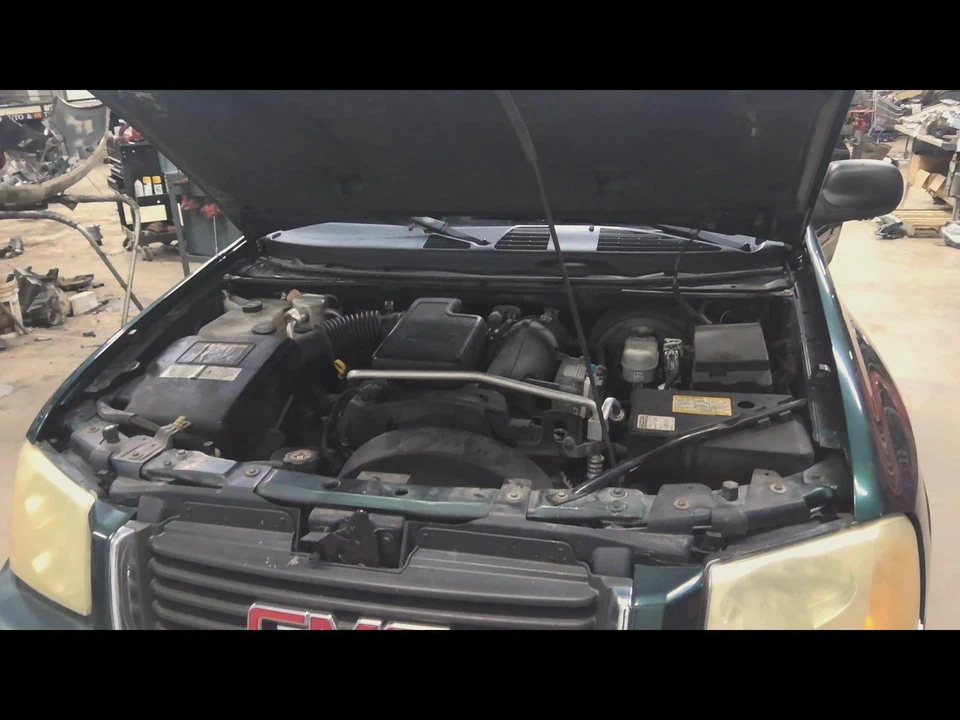 Used Engine Cooling Fan Shroud fits: 2005 Gmc Envoy xl  Grade A - Image 3 of 4