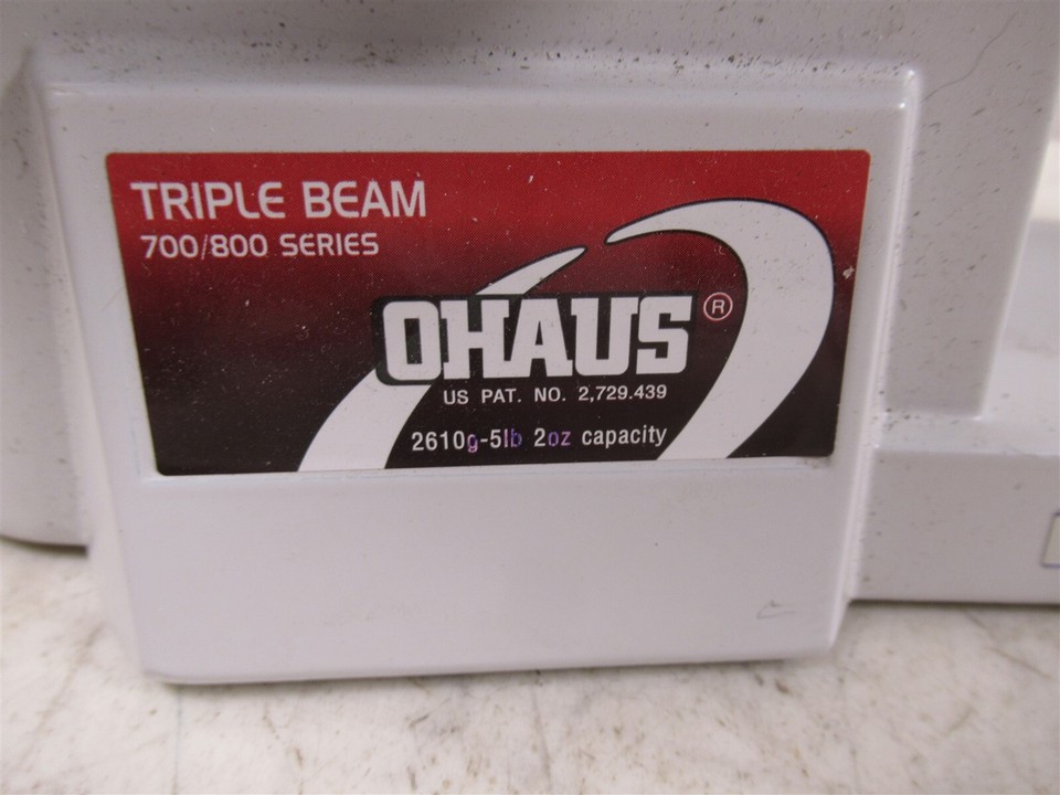 Balance à Trois Fléaux Ohaus Série 700/800 - Capacité 2610g (5lb 2oz) - Occasion Fonctionnelle