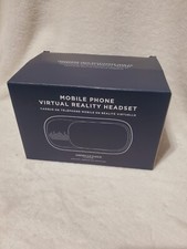 American Eagle Outfitters Mobile Phone Virtual Reality Headset VR MAN CAVE 8