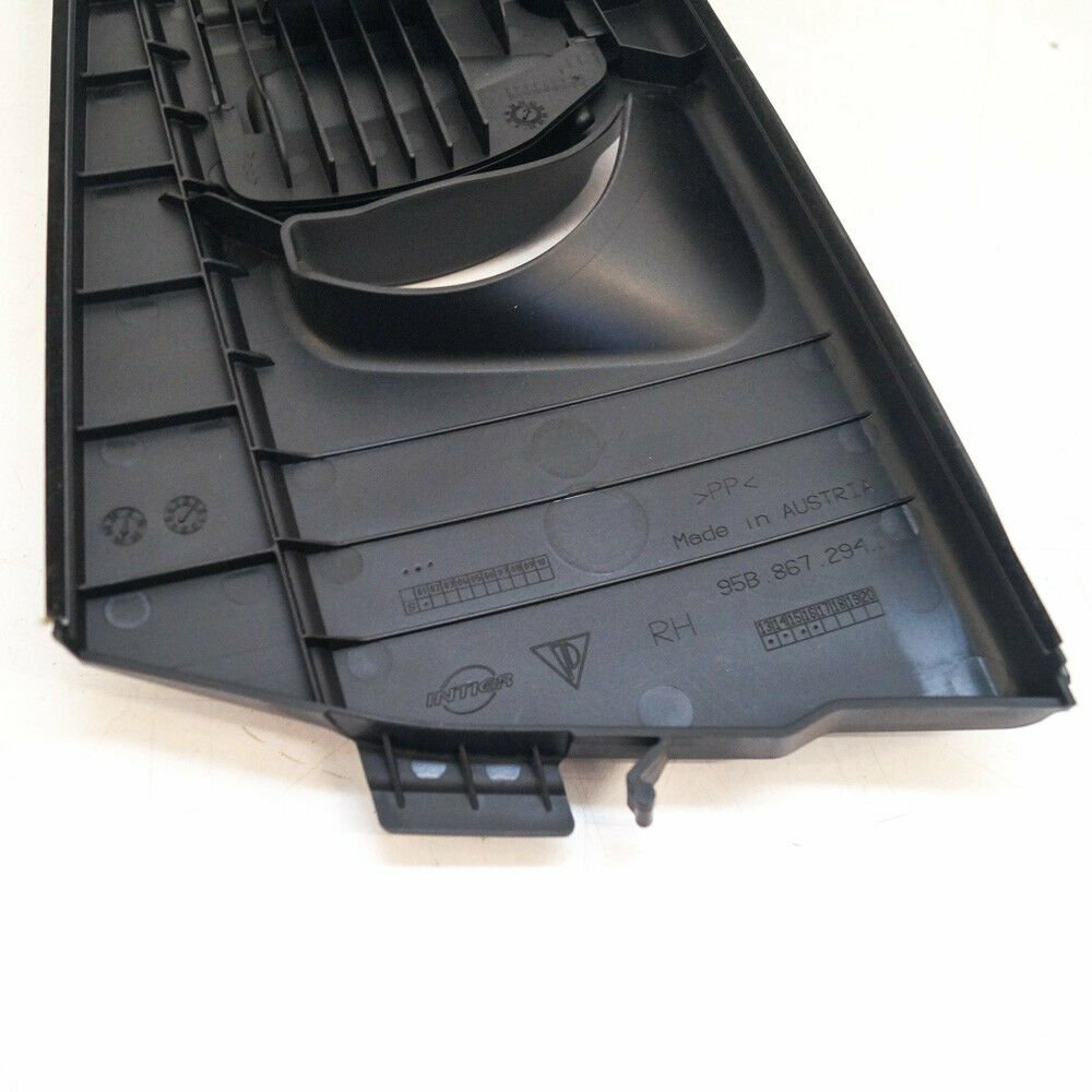 PORSCHE MACAN 95B Right Side B-Pillar Cover 95B867294 95B8672941E0  