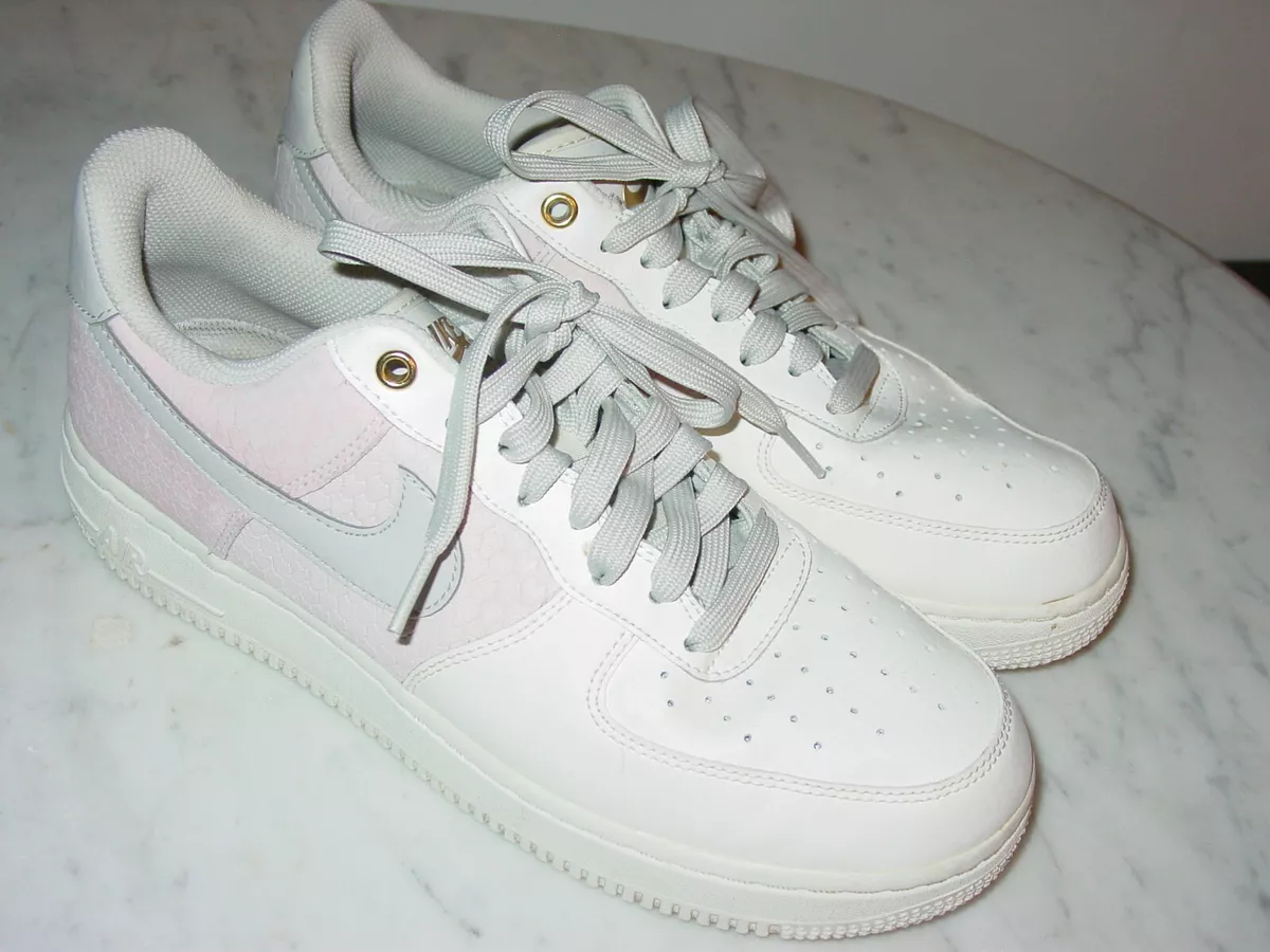 Nike Air Force 1 Mens 07' LV8 Sail Light Bone White Sneakers Size 13  823511-100