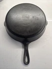 Vintage Griswold No.9 Small Block Logo 2", Cast Iron Skillet 710f