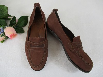 Vintage i.e. Shoes Women's sz 6 Nike Air Soft Brown Nubuck Leather Penny Loafers