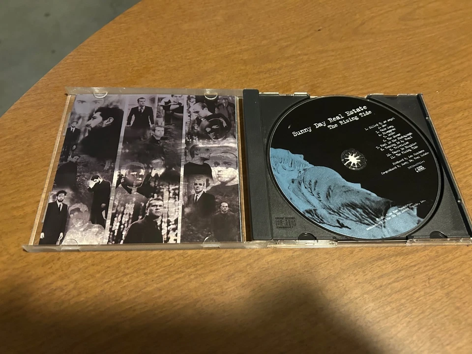 Sunny Day Real Estate - The Rising Tide CD [Autographed by all members] 2000 NM - Image 3 of 4
