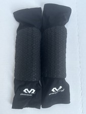 McDavid Unisex Hex Knee Pads Black Size Small
