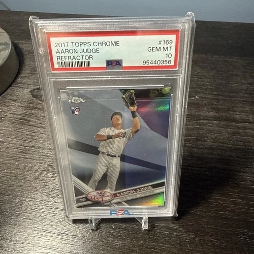 2017 Topps Chrome Aaron Judge #169 Catching Refractor🔥RC🔥PSA 10!