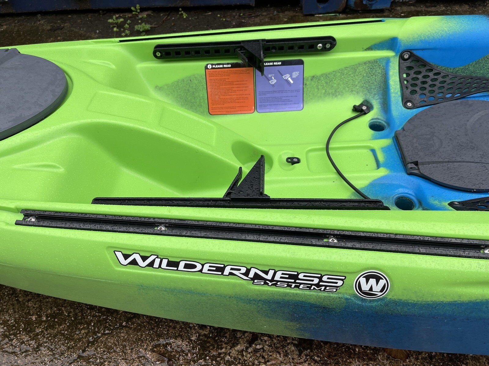Wilderness Systems Tarpon 120 Sit on top Kayak Galaxy Carbon
