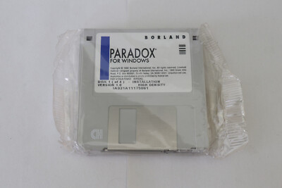 Borland Paradox v1.0 MS-DOS Windows 3.5'' Floppy Disk Set NOS Sealed