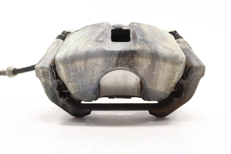 2016 - 2023 NISSAN MAXIMA FRONT RIGHT PASSENGER SIDE DISC BRAKE CALIPER OEM - Image 2 of 4