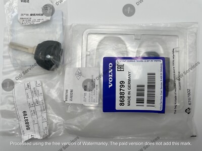 NEW! Genuine OEM VOLVO Remote flip Key FOB LQNP2T-APU S60 S80 XC90 V70 XC70 XC90