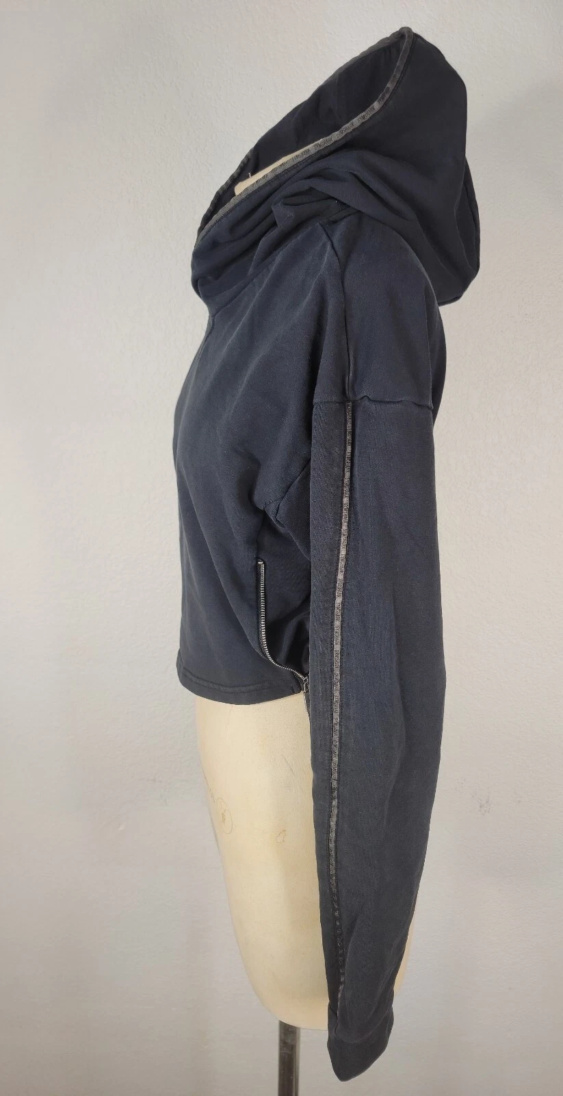 gymshark crop wash hooded sweatshirt hoodie