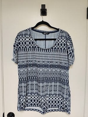 The North Face Women's Size L Blue White Geometric Scoop Neck Short Sleeve Top