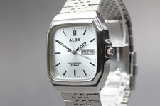  MINT SEIKO Alba Quartz 7N33-K003 Vintage Men  s Watch From JAPAN