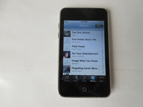 Apple iPod Touch 2nd Generation 16GB MP3 Music Player (1953songsMB531LL) - Picture 7 of 16