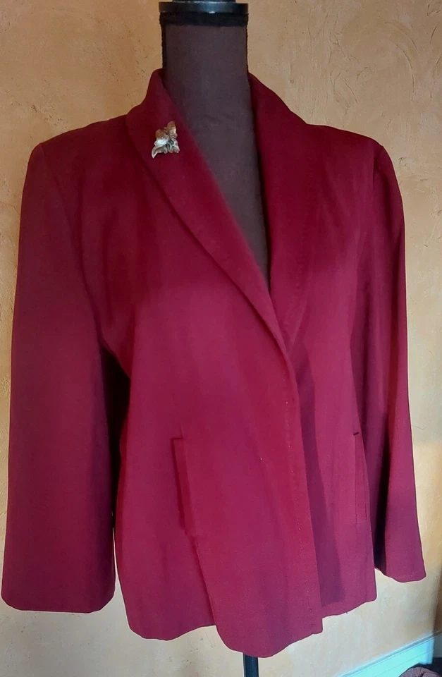 Gabardina roja arándano de la década de 1940, abrigo corto oscilante, talla pequeña mediana Foto 3 de 4