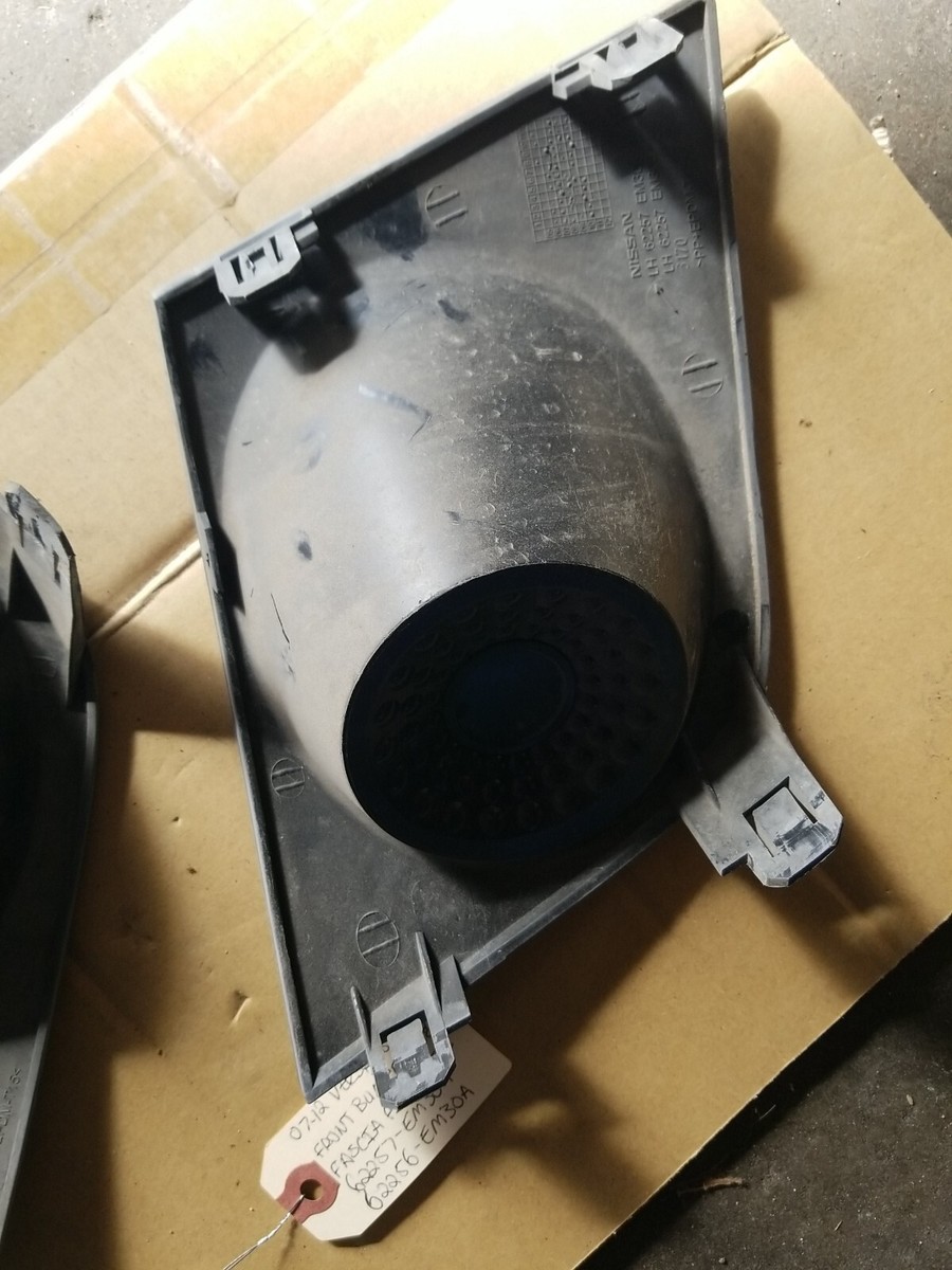 すあページです。 62257-ZX10A Genuine Nissan #62257ZX10A Bracket-Front L