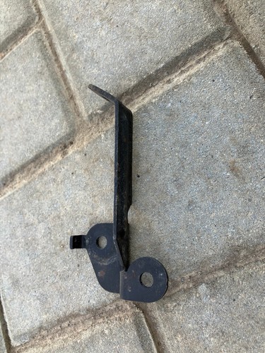 030971502M Halter Halterung am Motor Golf 4 1.4