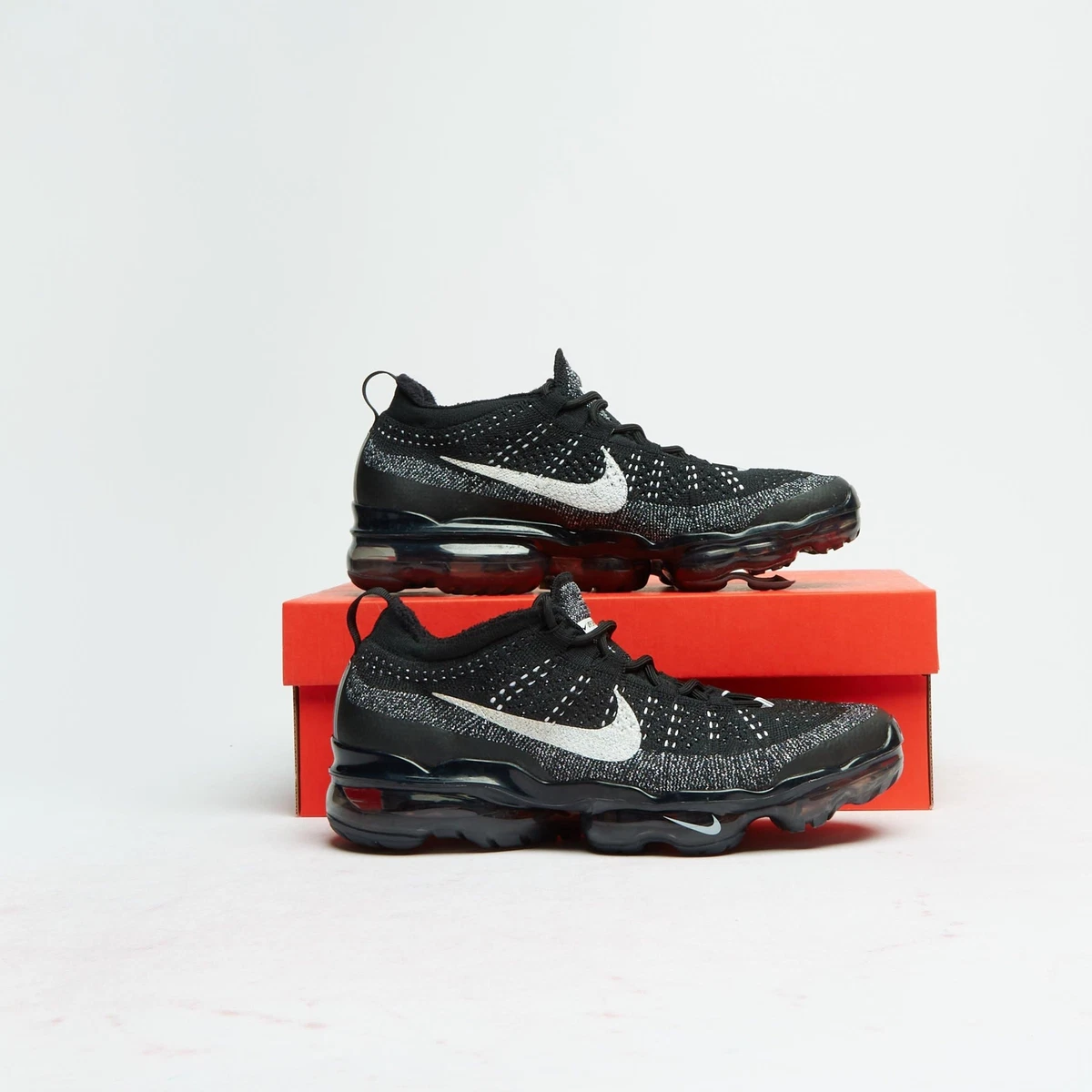 NIKE Air VaporMax 2023 Black SIZE 7 Trainers eBay