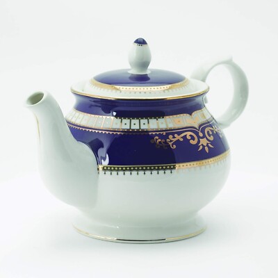 Titanic 1st Class Teapot that the First Class passengers experienced on the Ship