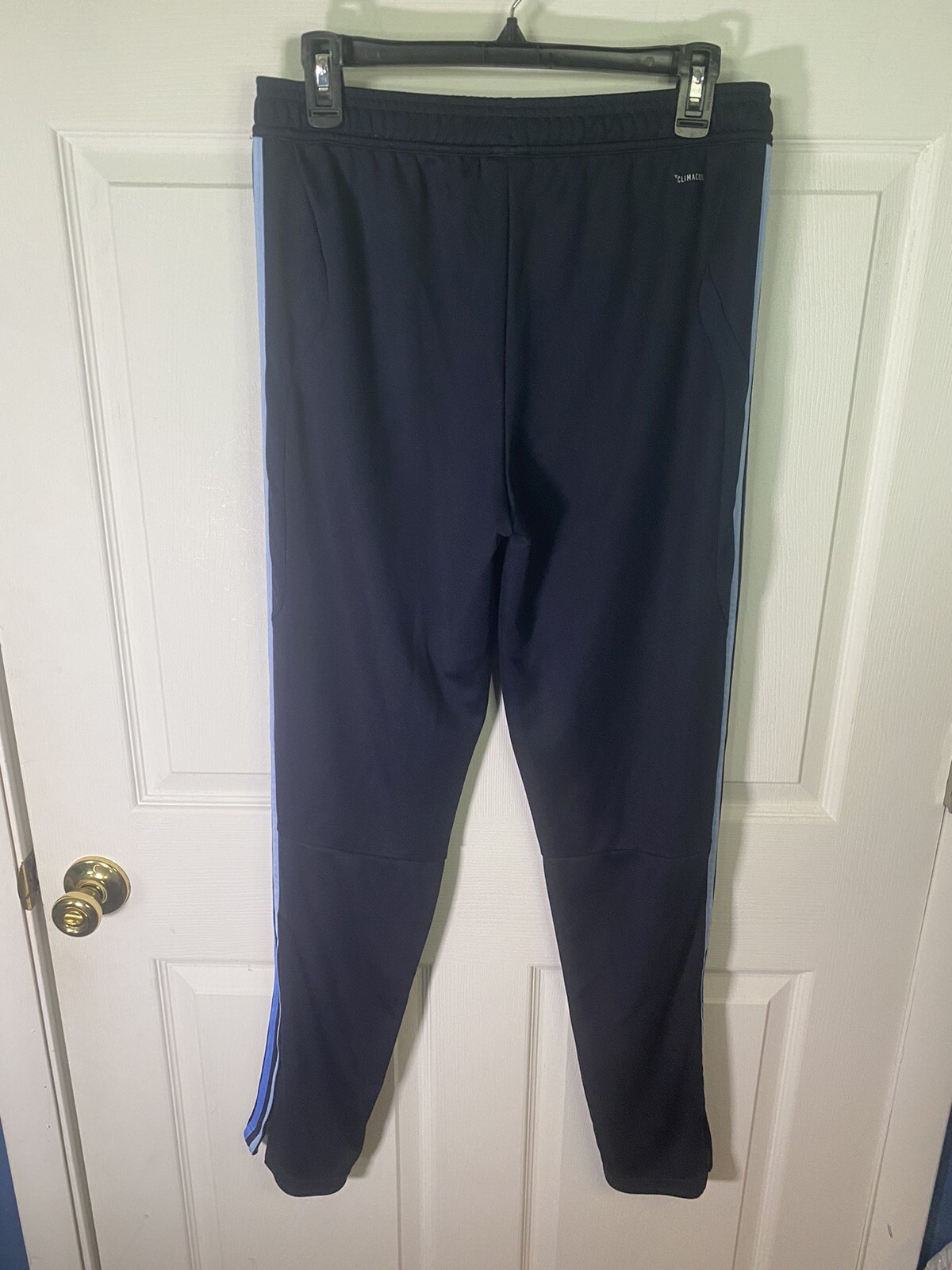Picture 2 of 5