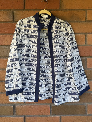 Drapers And Damon s Spring Open Cardigan Size PL White Navy Floral Striped