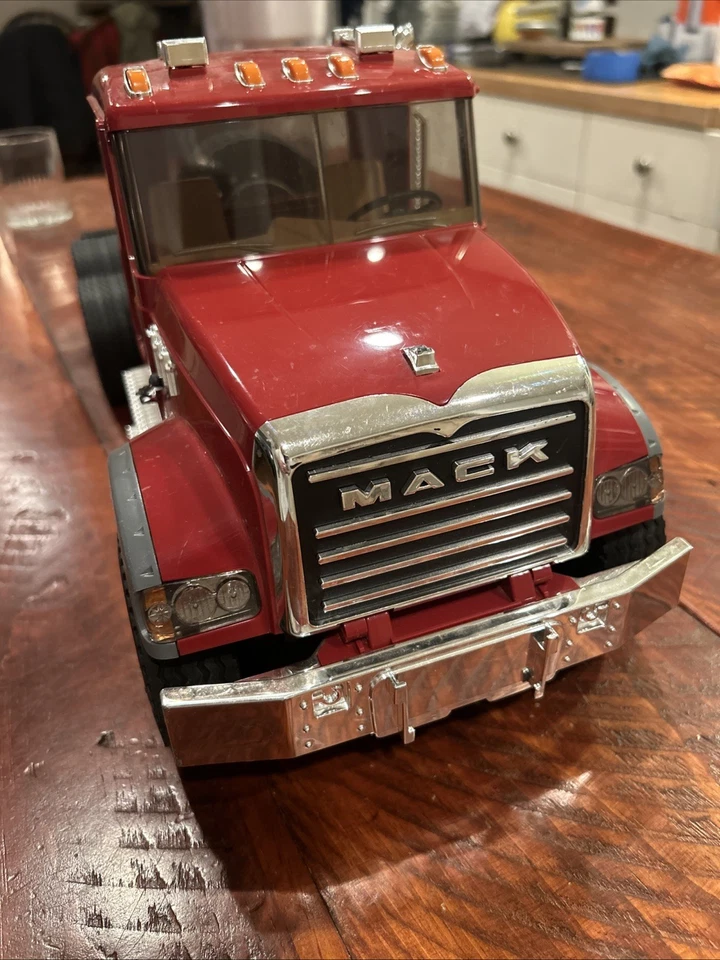 Remolque camión Bruder Red Mack granito semi cabina solo 1:16 2007 Alemania - piezas - Foto 2 de 4