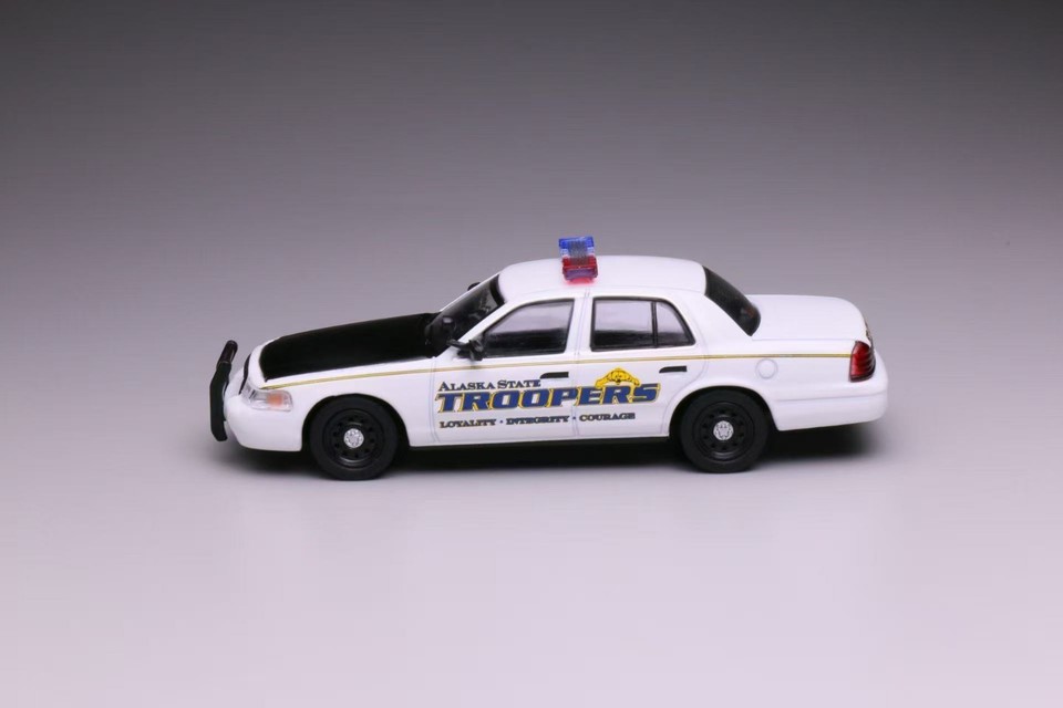 Modèle Réduit 1:64 Ford Crown Victoria Police Alaska State Trooper - Voiture Moulée Sous Pression Neuve