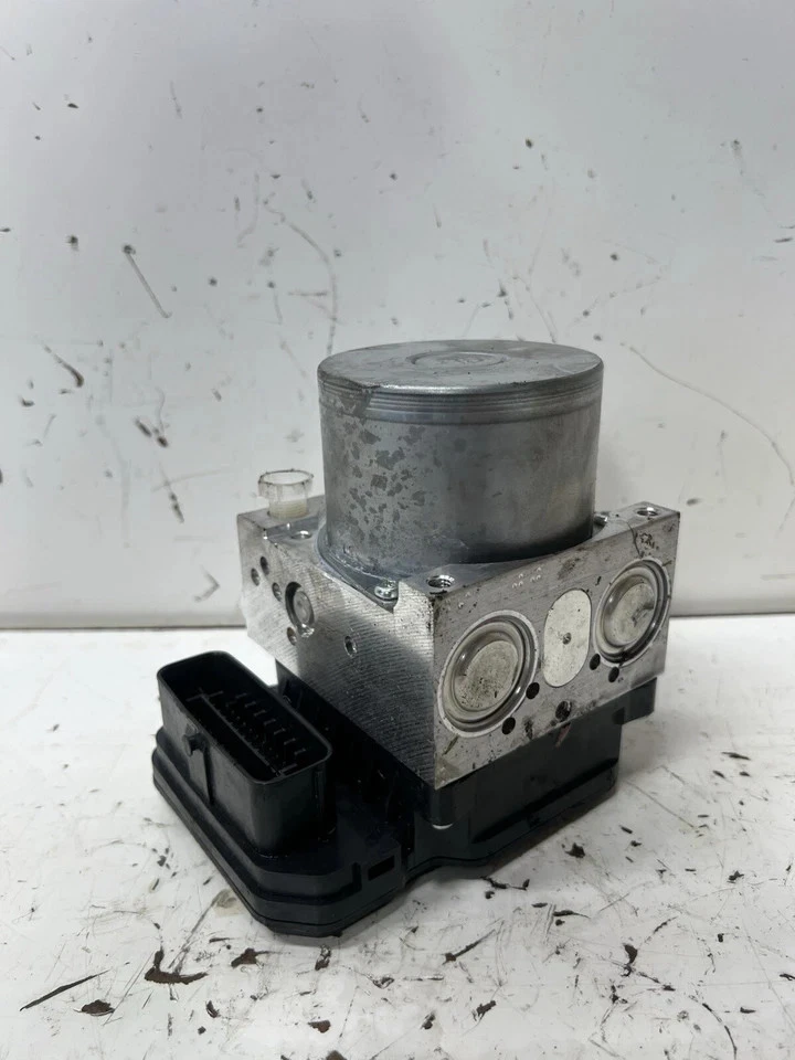 Nissan Murano 2016 2017 módulo de bomba de freno ABS 2,5 L 47660-5AF1E OEM R1215 Foto 2 de 4